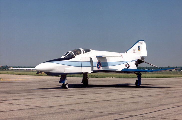 YF-4E.jpg
