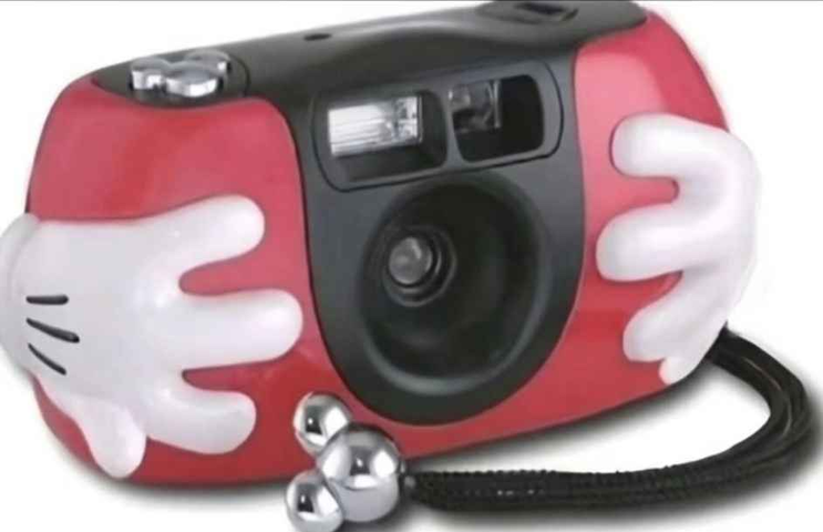 mickey goatse camera.png